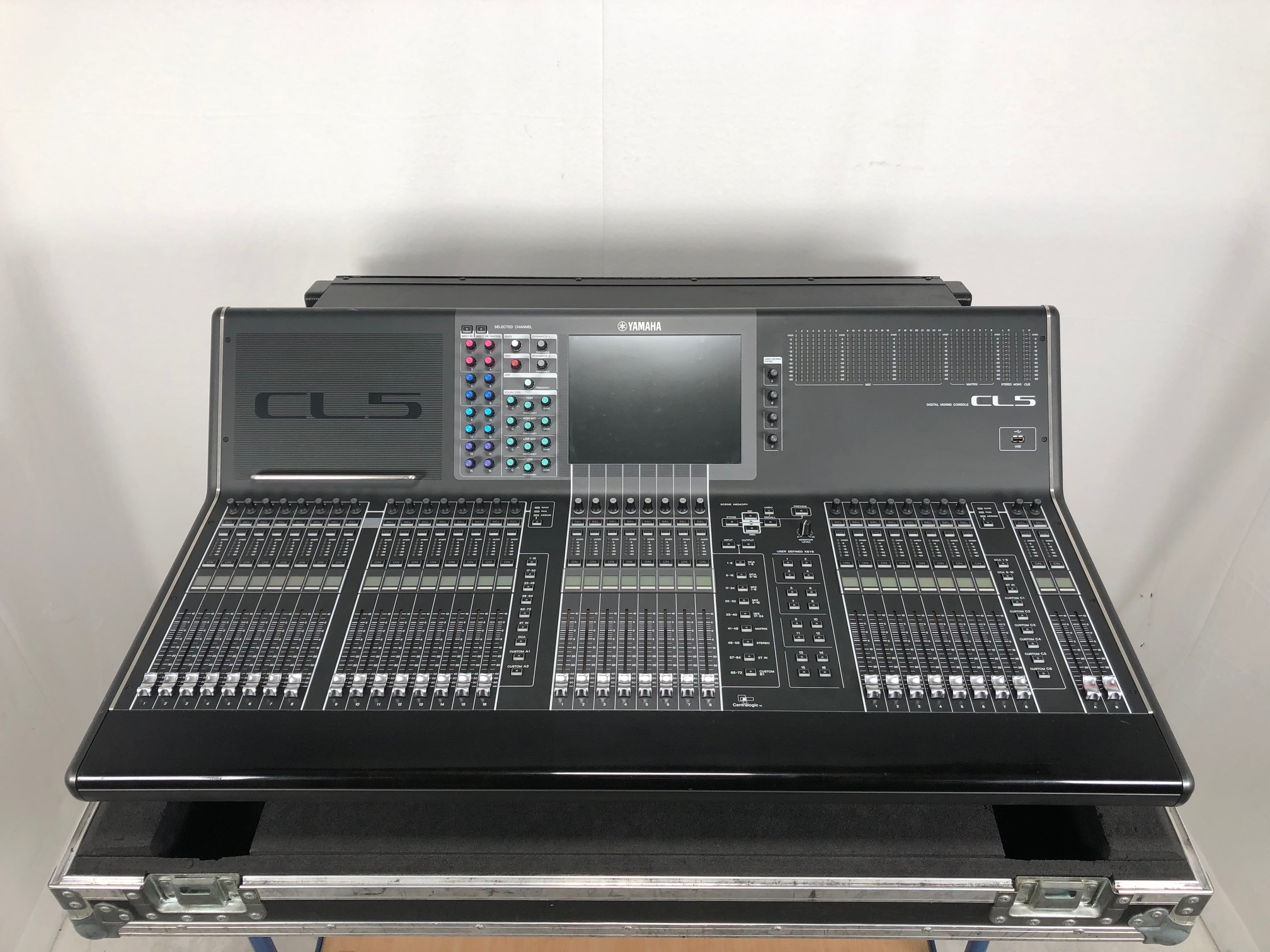 DESK YAMAHA CL5 DESK YAMAHA CL5