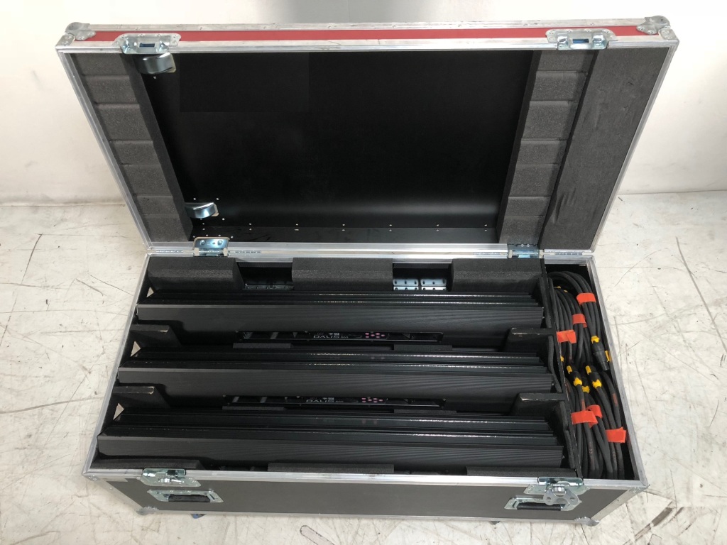 LED BATTEN ROBERT JULIAT DALIS 860 V2 LED BATTEN ROBERT JULIAT DALIS 860 V2