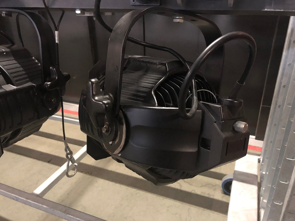 FOURBAR STUDIO BEAM BLACK HPL575