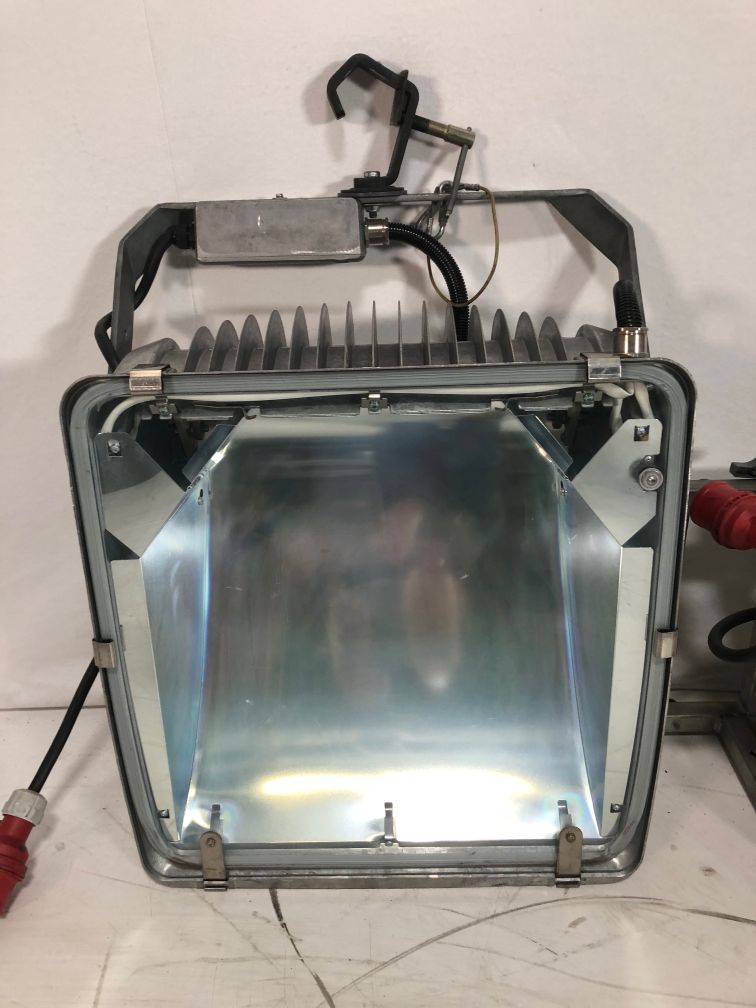 FLOODLIGHT ASYM. HQI 2000 MVP 507 PHILIPS