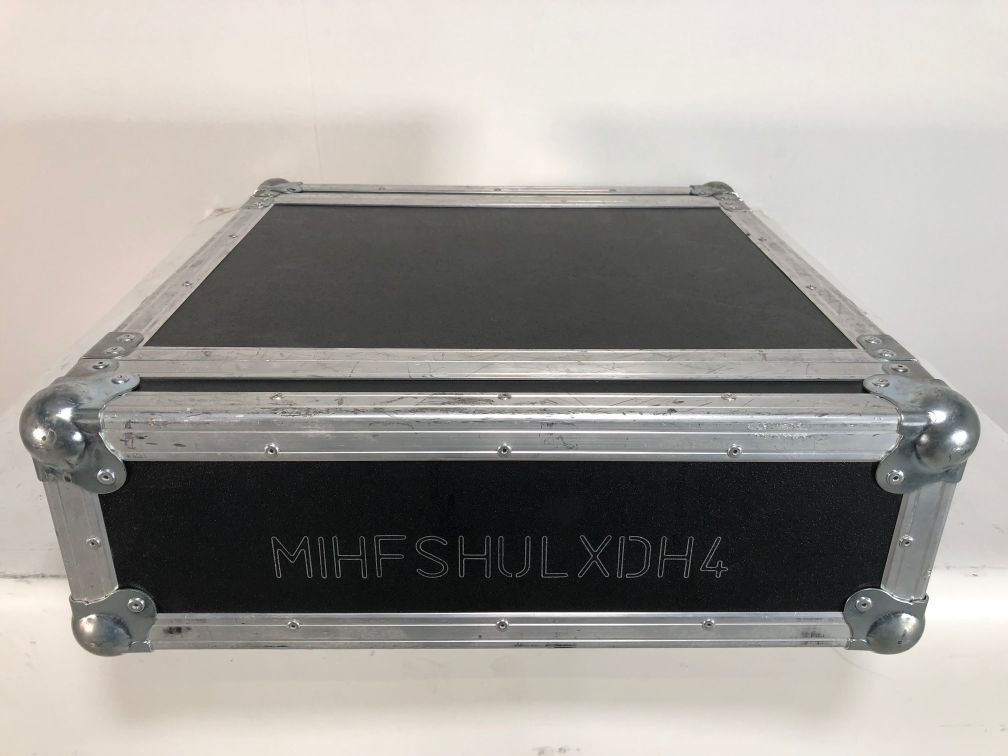 SHURE ULX-D QUAD RECEIVER - H51 BAND