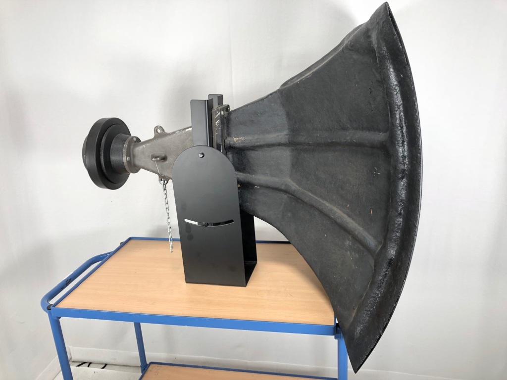 2446H + HORN 2360H